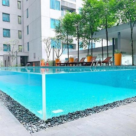 Mercu Summer Suites Klcc By Comfort Suites Куала-Лумпур Экстерьер фото