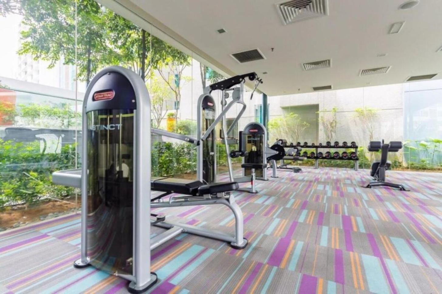 Mercu Summer Suites Klcc By Comfort Suites Куала-Лумпур Экстерьер фото